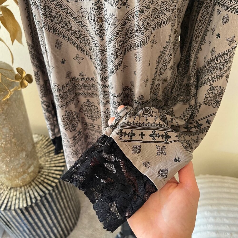 Y2K Whimsygoth Studded Lace Flowy Abstract Black & Brown Long Sleeve Top - Picture 3 of 11